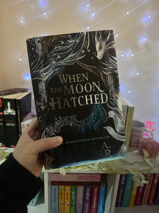 When The Moon Hatched - Sarah A Parker (Hatdback)